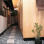 Hatago Kuretake-An Inn